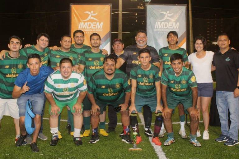 Premian a lo mejor de las ligas de futbol del Kilómetro Cero