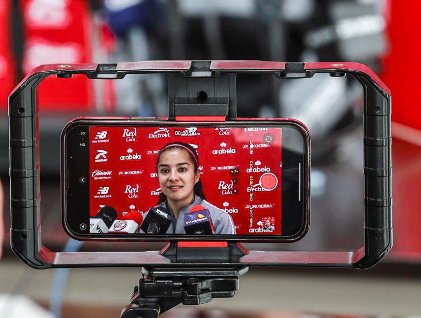 $!Mazatleca Cinthya Peraza aporta experiencia a Toluca