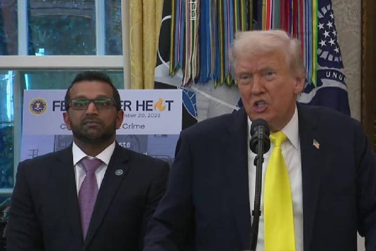 Trump dice que está considerando ataques terrestres contra cárteles de Venezuela