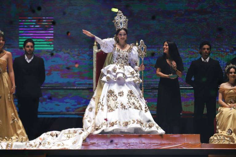 Es Uma I Reina de los Juegos Florales del Carnaval Mazatlán 2023