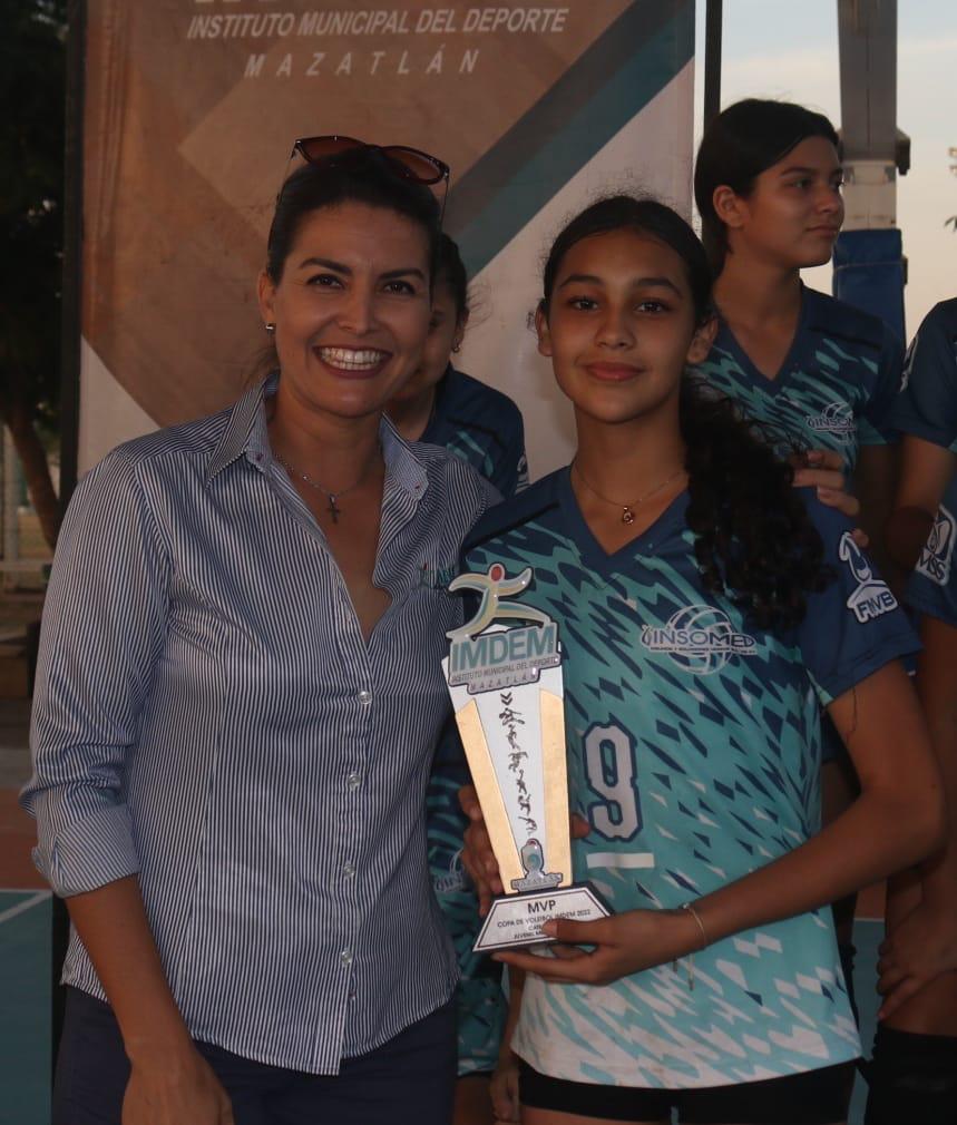 $!Guasave y Panteras Culiacán, campeones de Copa de Voleibol Imdem