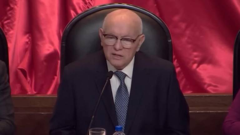 El auditor superior de la Federación, David Colmenares Páramo, entregó a la Cámara de Diputados el informe consolidado de los resultados de la fiscalización superior de dicha cuenta pública.