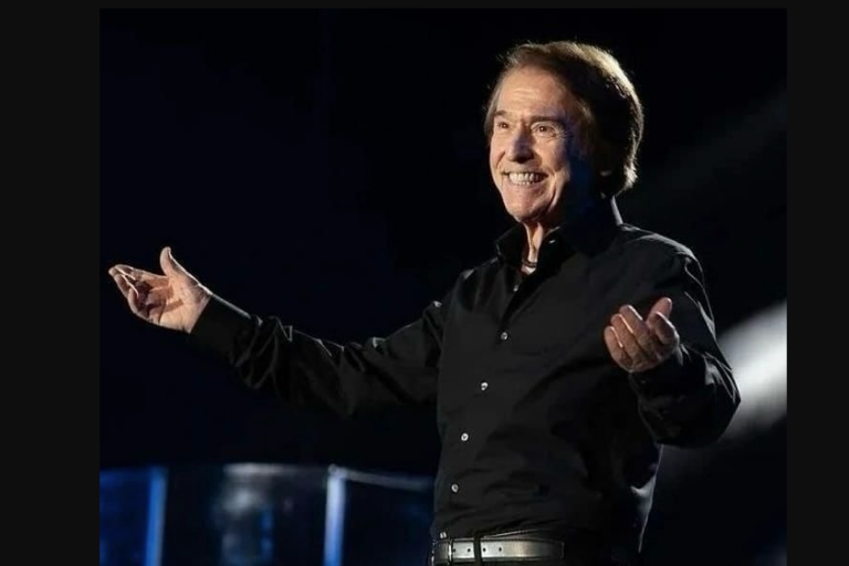 Hospitalizan en Madrid al cantante Raphael
