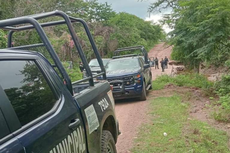 Hallan dos cuerpos tras reporte de hombres sin vida en la sierra de Badiraguato