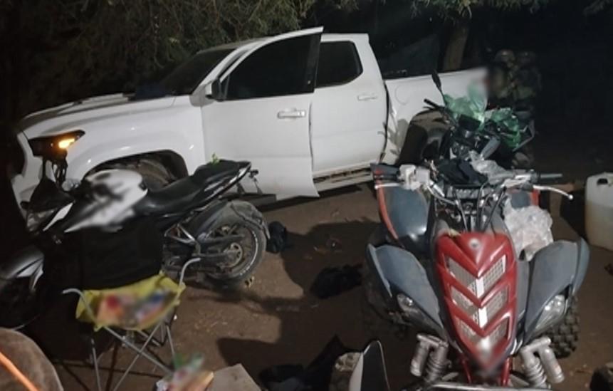 $!Detienen a dos hombres y desmantelan campamento clandestino en Mazatlán