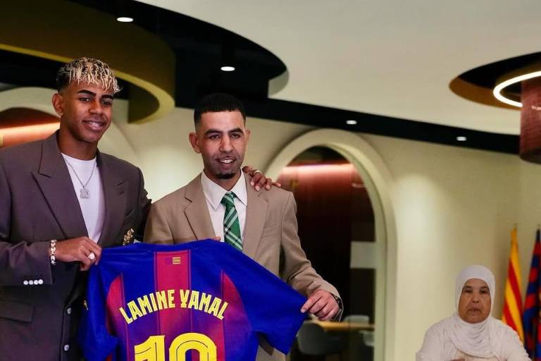 Padre de Lamine Yamal defiende a su hijo ante la polémica por su fiesta de 18 años