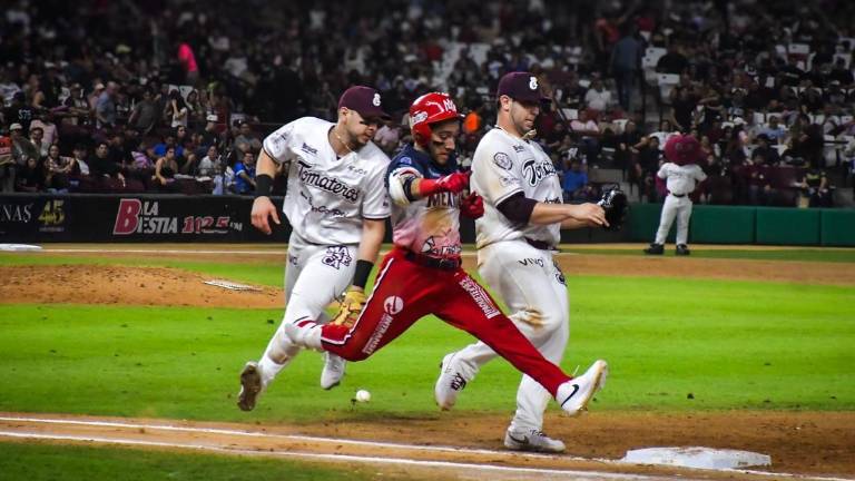 Tomateros de Culiacán mejoró su récord a 19-10.