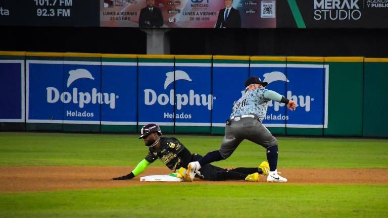 Tomateros de Culiacán definió la serie con una contundente blanqueada en casa.