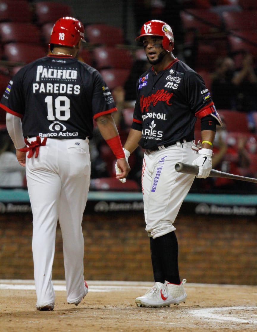 $!‘Pulpa’ Ríos define triunfo de Venados ante Charros y se lleva la serie