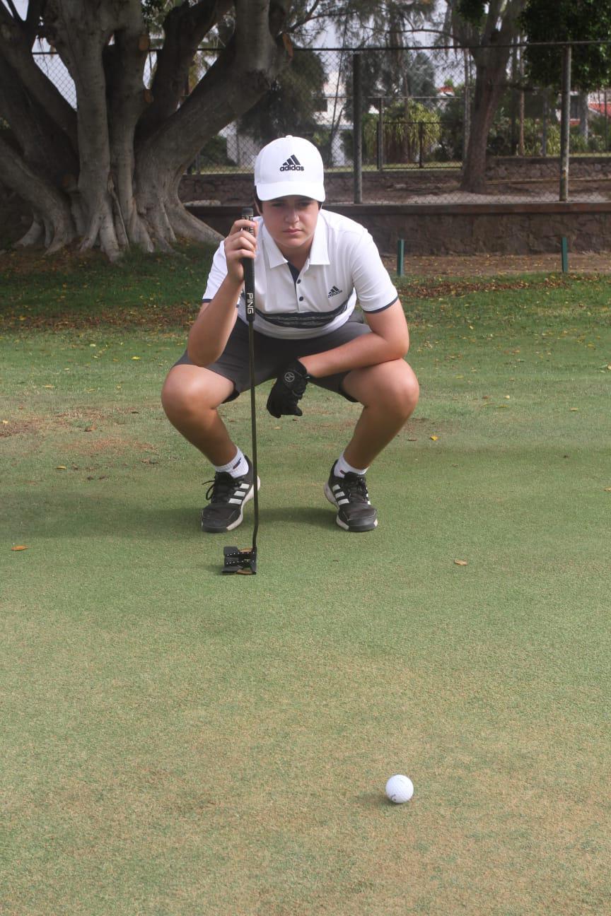 $!Santiago del Águila, gran golfista y estudiante; como hijo y amigo, excepcional