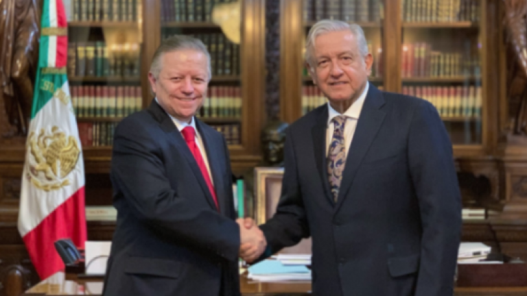 Arturo Zaldívar Lelo de Larrea, presidente de la Suprema Corte de Justicia de la Nación, y Andrés Manuel López Obrador, jefe del Ejecutivo federal.