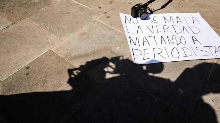 Artículo 19 advierte que la violencia contra la prensa ya no solo se ejerce con asesinatos, sino también mediante acoso judicial, vigilancia, opacidad y discursos de estigmatización.