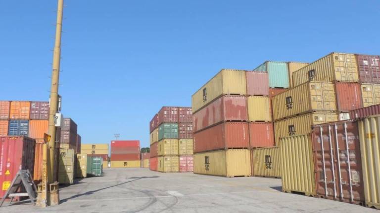 La balanza comercial de julio 2022 se situó en un déficit de 5 mil 959 millones de dólares.