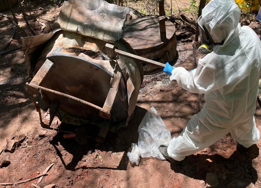 $!Marina asegura explosivos, armas y droga durante operativos en Concordia y Culiacán