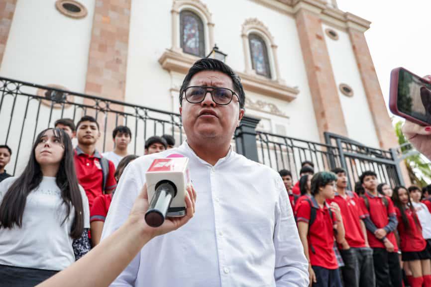 $!Estudiantes en Culiacán se manifiestan para exigir paz en Palestina