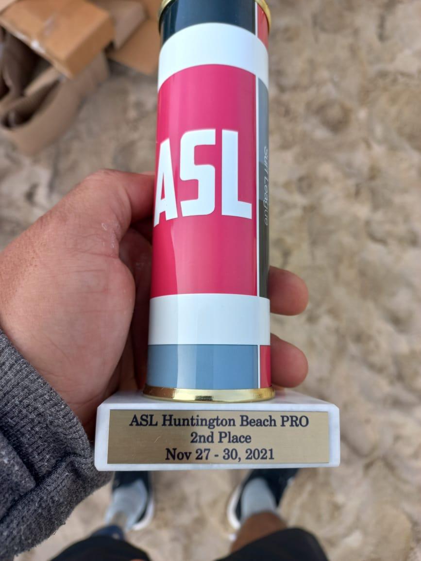 $!Mazatleco Martín Díaz conquista plata en el Torneo de Surf Pro Adaptive Surfing League 2021