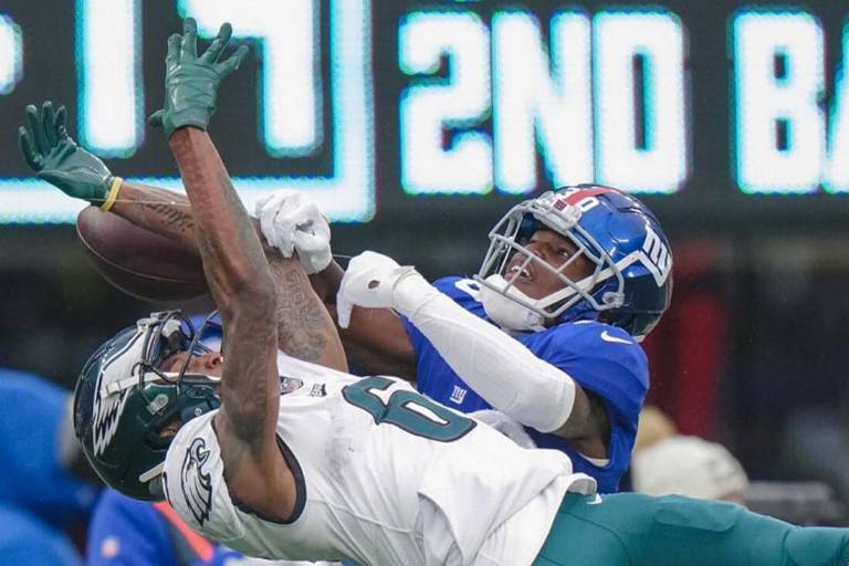 Eagles aseguran lugar en playoffs con victoria sobre Giants
