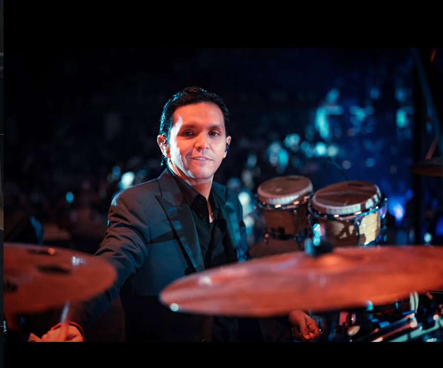 $!Además de su carrera con Banda MS, Carlos Ruiz dirige Colegas Estudio, proyecto dedicado a la formación musical de niños, jóvenes y adultos.