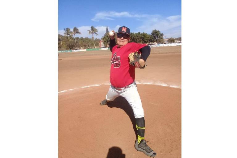 Suspensiones Herrera apalea a Mazver Bienes Raíces en el Club Deportivo Polluelos de Mazatlán