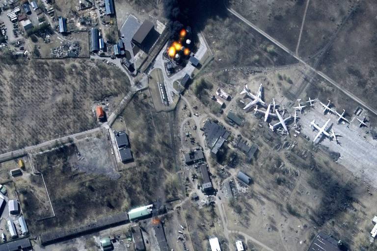 Objetivos militares de Putin se extienden, dice Washington, tras ataque letal a base