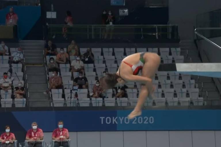 Mexicana Aranza Vázquez a clasifica a la semifinal olímpica de clavados