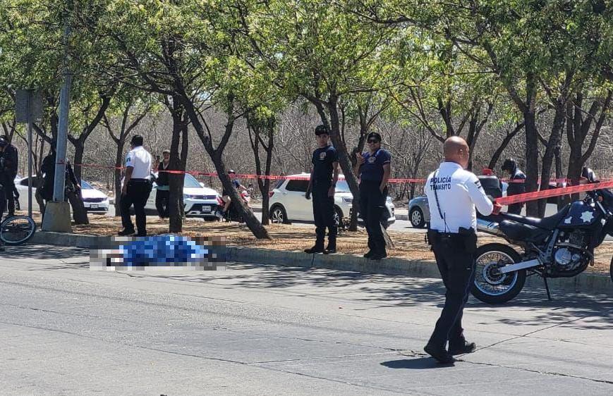 $!Adulto mayor muere arrollado por vehículo fantasma en Mazatlán