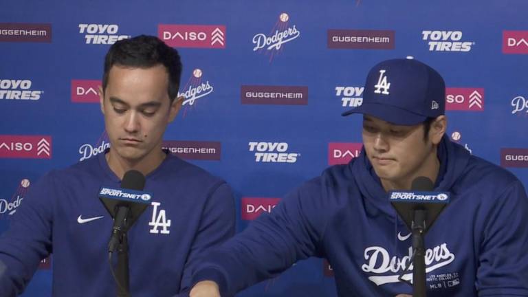 El astro japonés Shohei Ohtani negó cualquier vínculo con apuestas y señaló a su ex intérprete por mentir y robarle dinero.