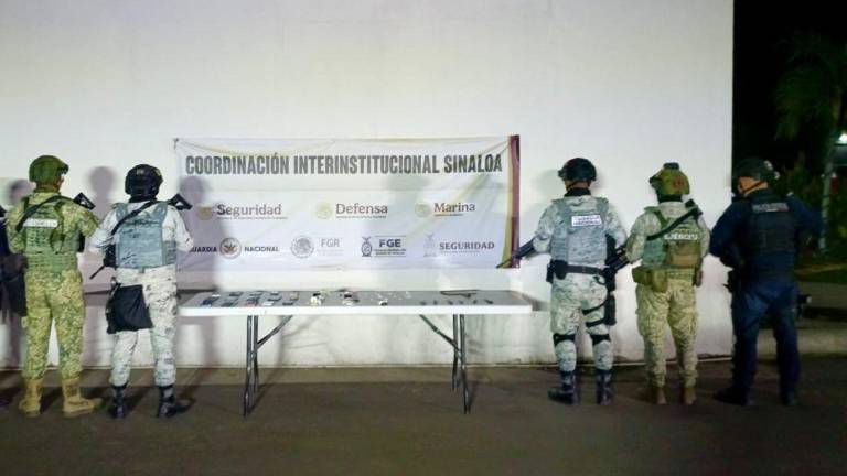 Se aseguraron más dosis de presunta droga y teléfonos celulares.