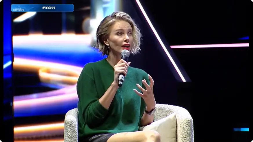 $!No hay que dejar de exigir un trato equitativo, llama Charlize Theron