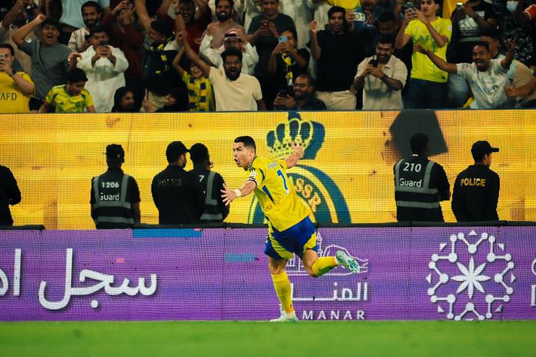 Cristiano Ronaldo lidera la remontada del Al Nassr con doblete ante el Al Riyadh