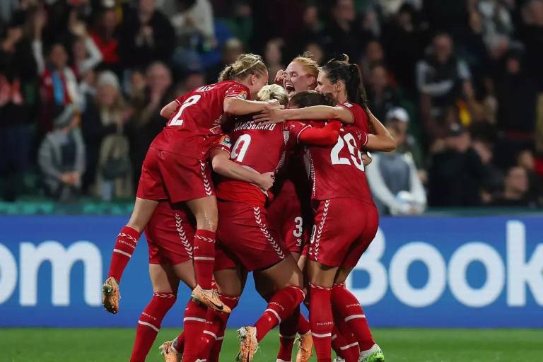 Triunfo agónico de Dinamarca ante China