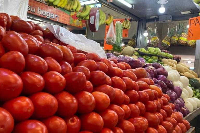 Inflación en México llega a 3.93% en abril y suma tres meses al alza
