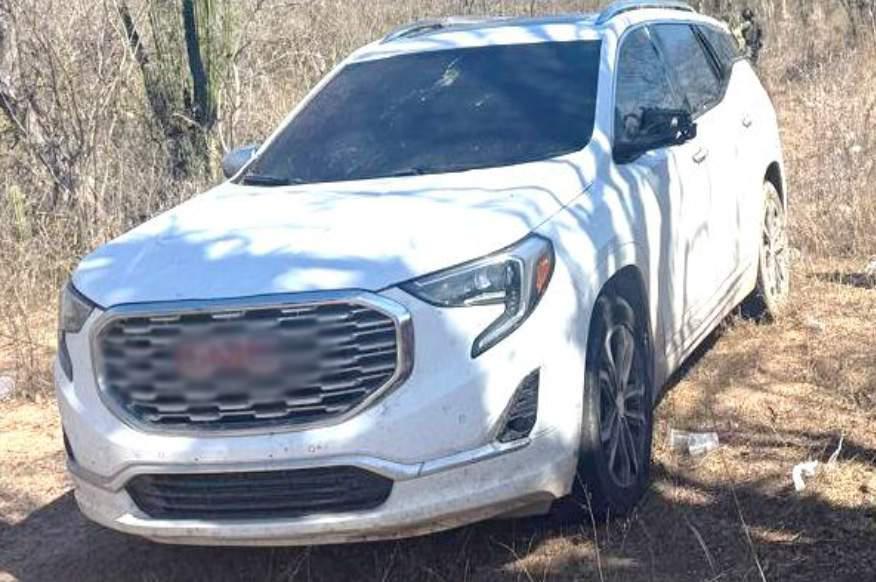 $!Decomisan vehículos blindados, armas, artefactos explosivos para dron, droga y ponchallantas en Sinaloa
