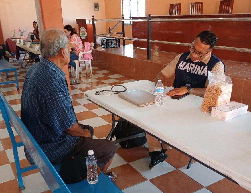 $!Lleva Semar brigadas de salud a Isla del Bosque, en Escuinapa