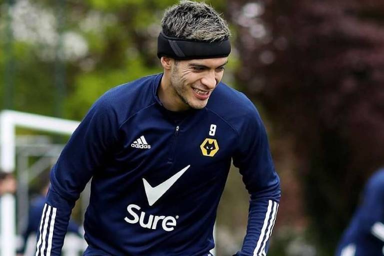 Raúl Jiménez volvería a jugar con los Wolves este fin de semana