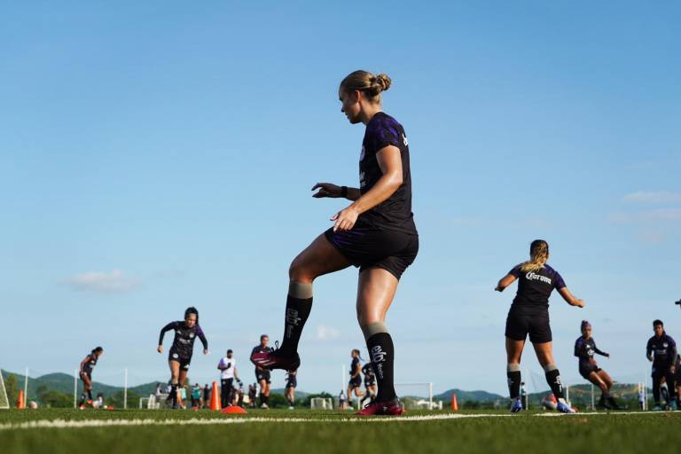 Mazatlán Femenil busca domar al León en casa