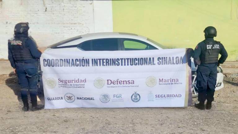Recuperan vehículo robado en Culiacán