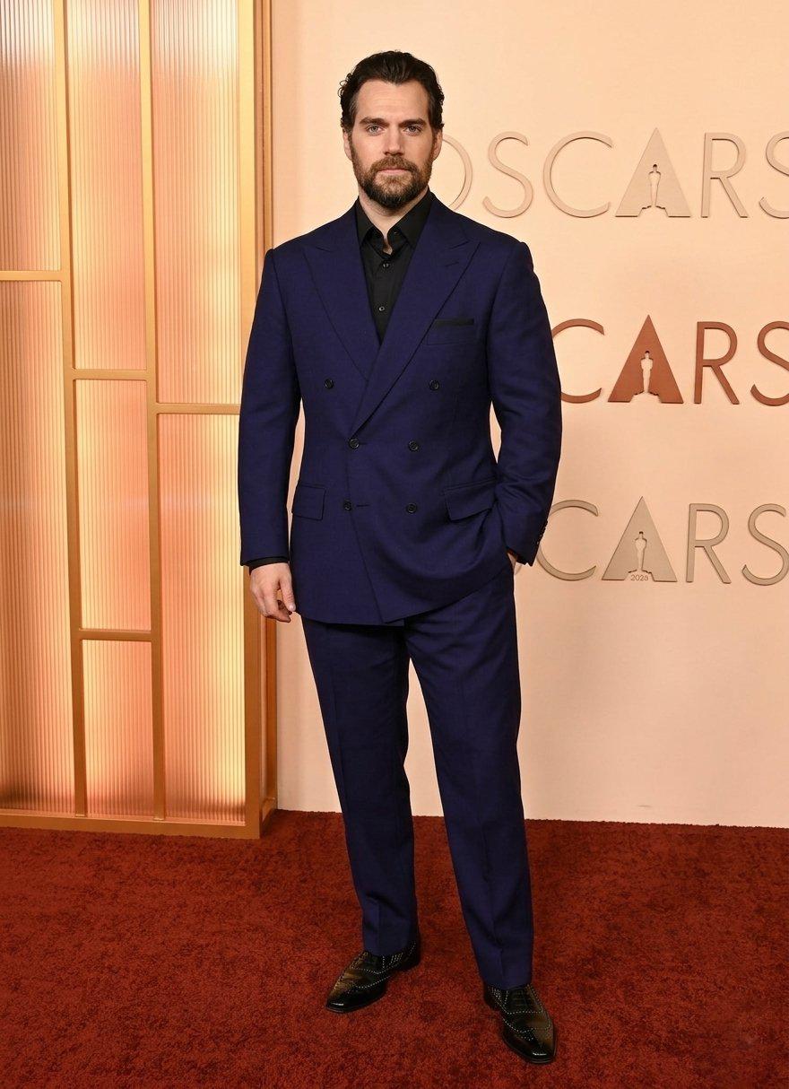 $!Henry Cavil.