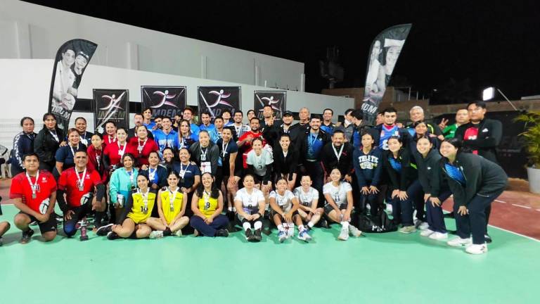 Los equipos participantes de la Liga Invernal 2023-2024 de voleibol.