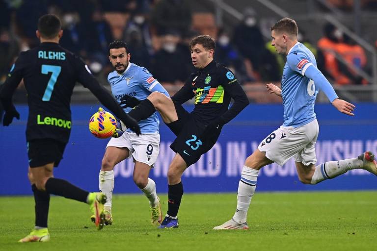 Inter recuperó el liderato de la Serie A tras vencer a la Lazio