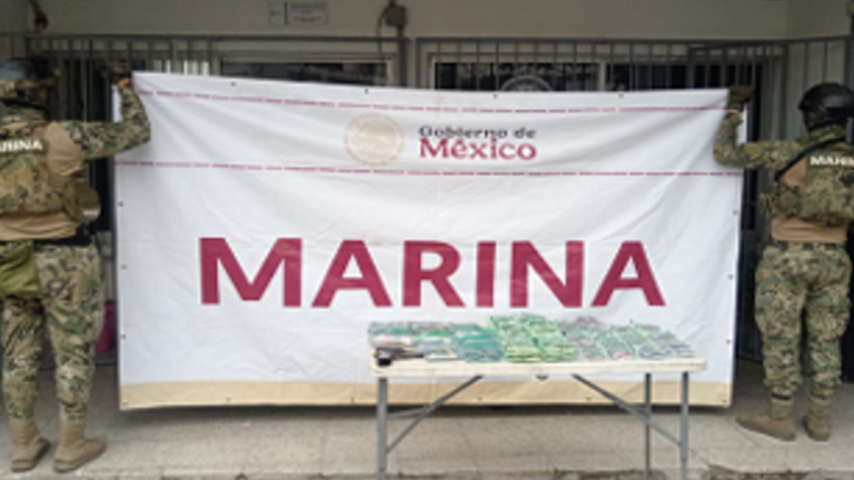Efectivos de la Marina incautaron miles de dosis de droga en un sector céntrico del puerto de Mazatlán
