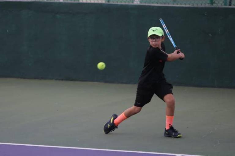 Alistan sesión de alto rendimiento en tenistas porteños