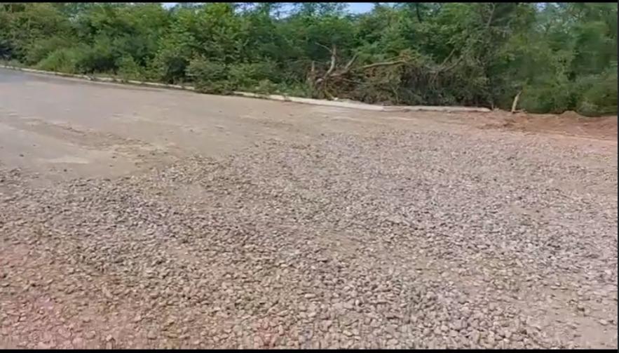$!Tramo de la carretera a Imala afectado por socavón se encuentra reparado parcialmente