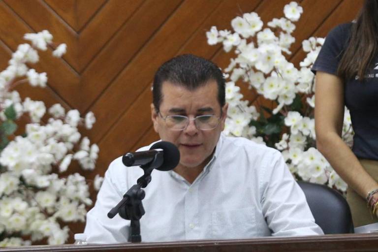 No habrá despido de funcionarios... por ahora, advierte Secretario del Ayuntamiento