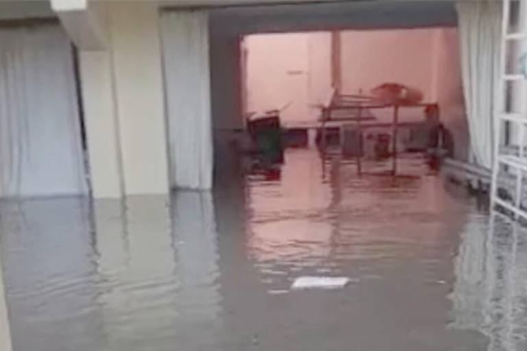 Gobierno federal confirma 16 pacientes muertos por inundación en hospital del IMSS de Tula