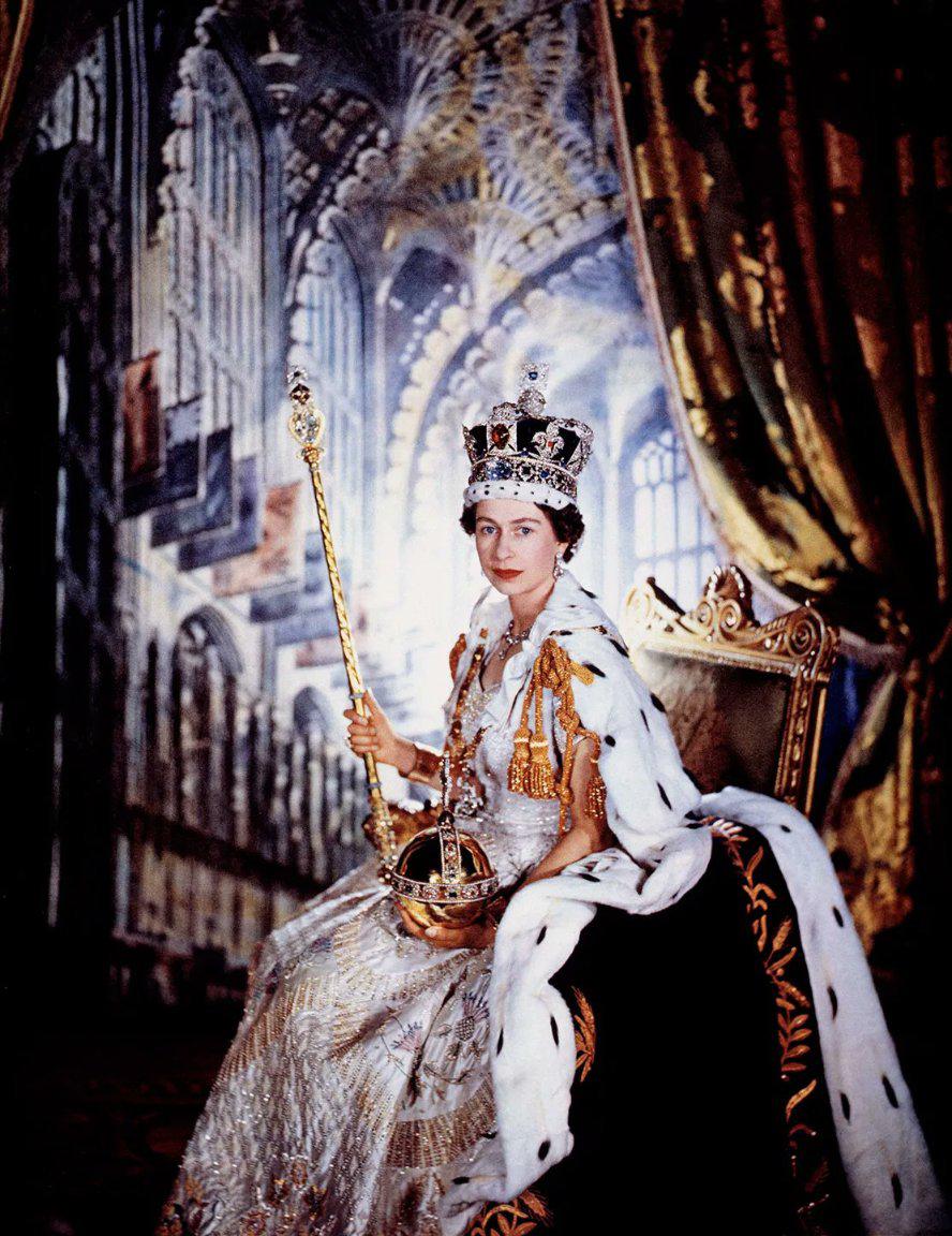 $!La Reina Elizabeth cuando asumió la corona hace 70 años.