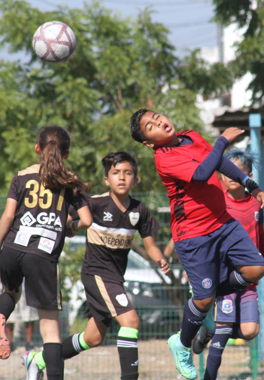 $!Equipos porteños levantan títulos en la Copa Mazatlán de Futbol 7