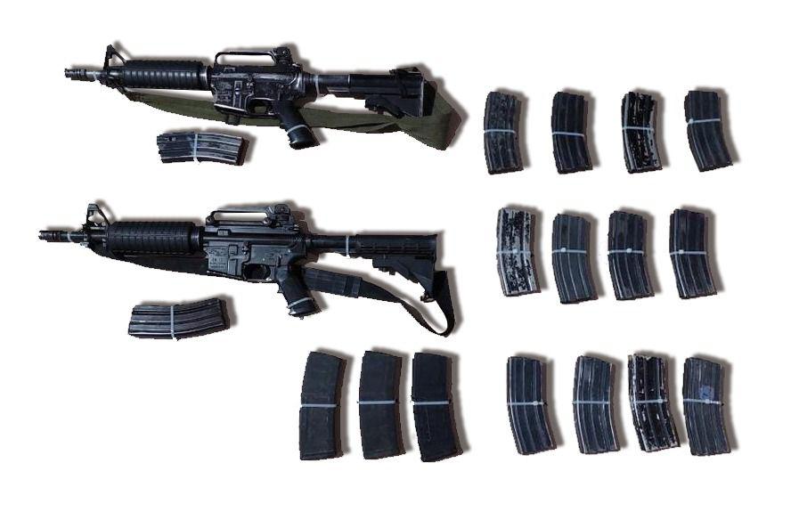 $!Sedena y Policía Estatal aseguran camioneta con armamento de grueso calibre e San Ignacio