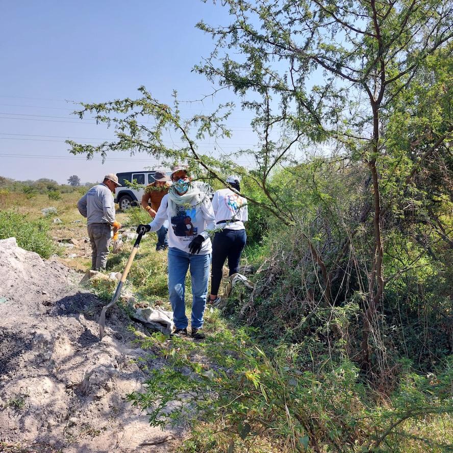 $!Búsqueda de campo en Tlajomulco, donde se hallaron restos humanos.
