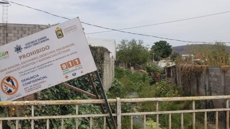 La basura acumulada en alcantarillas, canales y arroyos provoca inundaciones